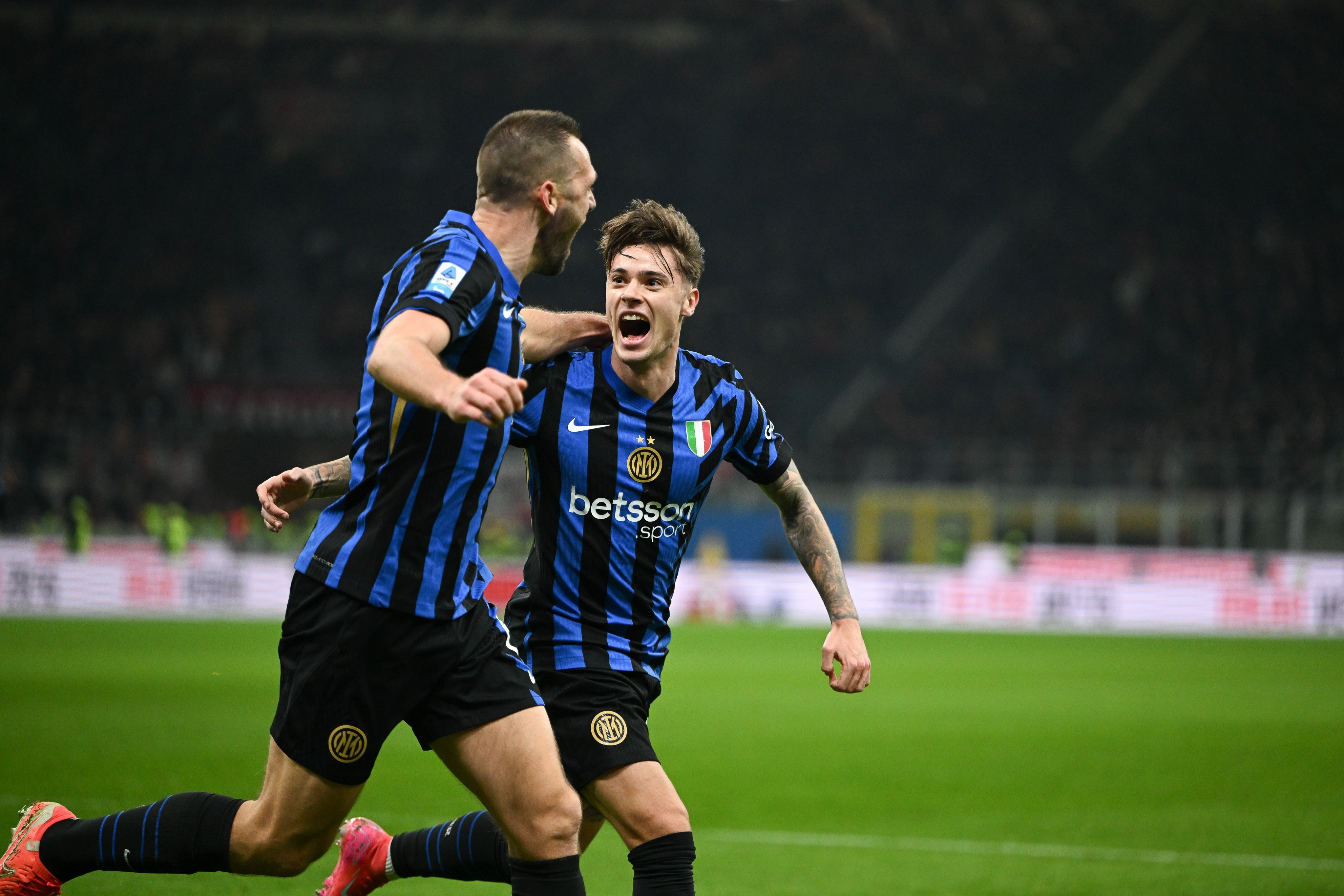 游戏下注-迪马济奥：国米愿意与亚特兰大谈扎莱夫斯基，交易与卢克曼无关