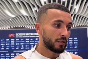 电竞赛程-拉布亚德：我和队友们像家人一样相互帮助，我的状态会越来越好