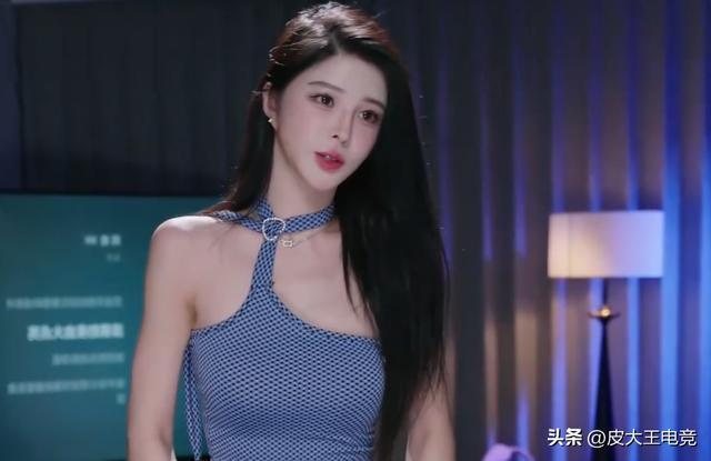 注册入口-王校长现身苏恩直播间，结果反遭“绑架”送礼物，王校长：太搞了